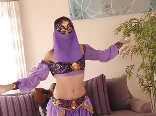 Audrey Royal Belly Dance