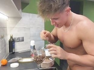 amateur, énorme-bite, gay, blonde, fétiche, solo, musclé, minet, bite