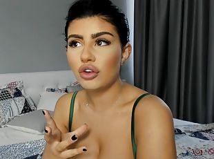 Busty latina webcam model Monique