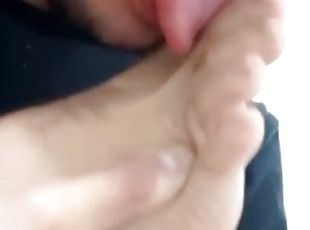 Beard Bisexual-twink boy sucked toes with kissing his feet. (footfe...