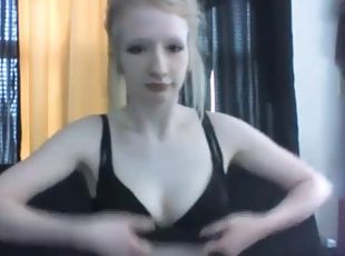 Blonde talks dirty in private show