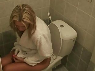 Hot Blonde Has A Great Time Getting Fucked By This Hard Cock