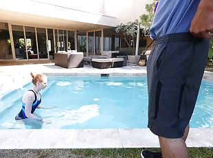 Gorgeous ginger girl lets the guy bonk her right there by the pool