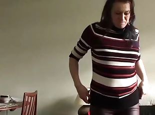 English mature whore anally disciplined before tasting cum