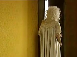 mogli, amatoriali, ragazze-giovani, pompini, mammine-mature, hardcore, video-casalinghi, mamme, calze, bionde