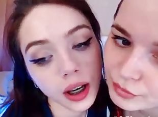 Cute Teens Tongue Kissing