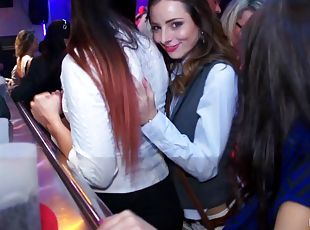 petrecere, intre-rase, lesbiana, club, realitate