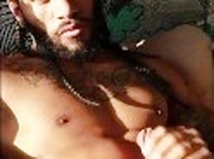 ejaculation-sur-le-corps, énorme-bite, gay, branlette, black, ejaculation, solo, musclé, géant, réalité