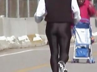 Voyeur upskirt video of a super sexy street walker's ass