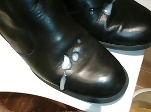 cum on her boot Singles porn pics