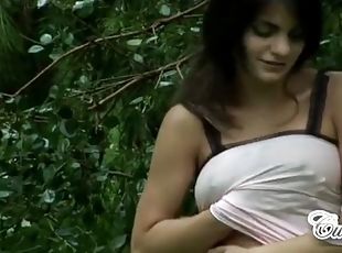 gros-nichons, en-plein-air, amateur, ados, hardcore, latina, gros-seins, petite, brunette, taquinerie