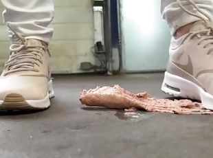 Trailer of Nike Airmax and Nike Thea Crushing some food ???? more :...