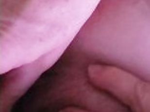 peluda, orgasmo, amateur, maduro, madurita-caliente, juguete, pareja, primera-persona, consolador, a-solas