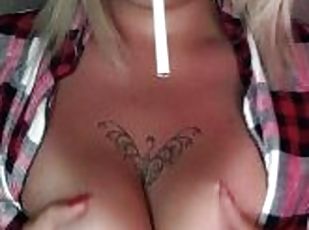 amateur, regordeta, rubia, fetichista, fumando