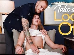 Conniving Stepdad Dicks Down Hot Twink Stepson - Christian Wilde, J...