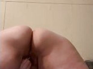 cur, masturbare-masturbation, monstru, pasarica, amatori, jucarie, slobozita, bbw, sperma, calarind