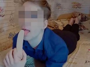 amatir, blowjob-seks-dengan-mengisap-penis, remaja, homo, deepthroat-penis-masuk-ke-tenggorokan, eropa, mata-uang-euro, seorang-diri, berotot, pisang