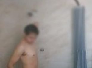 Young mexican takes a bath before being fucked
