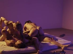 Sensual Romantic Foursome Fuck - Steve Rickz, Hoss Kado, Pequena He...