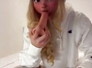 amatör, tonåring, ladyboy, första-gången, college, blond, söt, dildo, ensam, vit