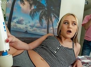 Petite Blonde Teen Fucks Her Landlord After Her Boyfriend Breaks Up...