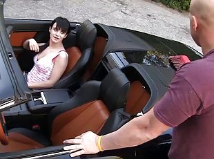 A hot brunette teen gets fucked hard outdoors in a car