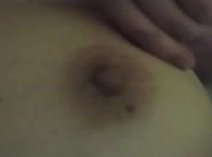 I'm really horny and my nipples need to be sucked... Pretty please ...