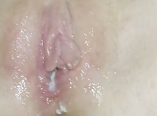 Young milf can&#039;t stop cumming her pussy is dripping with her own white cum