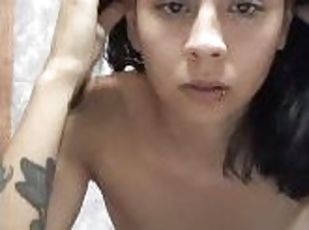 amador, babes, adolescente, latina, sozinho, tatuagem, tetas-pequenas