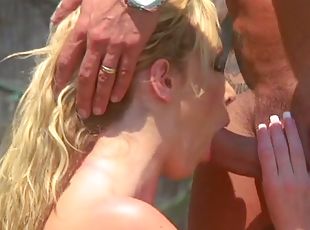 Hot Blonde Cougar Goes Outdoors To Suck, Fuck And Swallow