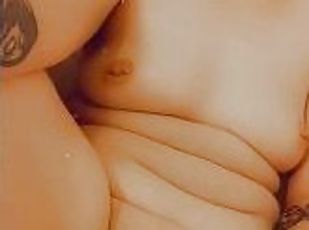 mastürbasyon-masturbation, boşalma, fışkıran-su, amatör, orta-yaşlı-seksi-kadın, oyuncak, meni, delinmiş, tek-kişilik, barbar