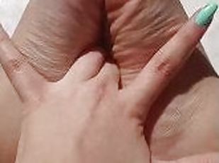 masturbation, vieux, amateur, maison, latina, doigtage, pieds, jeune-18, plus-agée, fétiche