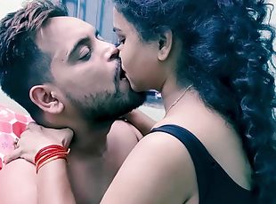 Amateur Indian girlfriend spreads legs to be licked and fucked