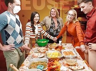 Thanksgiving Is A Time When Family Cums Together, & This Holiday Se...