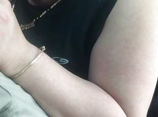 18 yr old lil teen girl sucks daddys dick ten minutes after meeting...