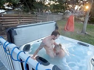 en-plein-air, amateur, mature, énorme-bite, milf, maison, allemand, couple, fumer, cougar