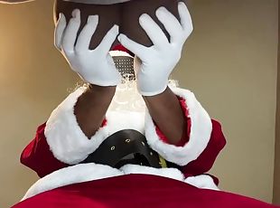 Sex doll Santa gets fucked resulting in multiple cumshots with pros...