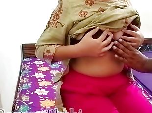 Indian Desi Girl Fucks With Step Brother In Hindi Audio Bhai Ne Mob...