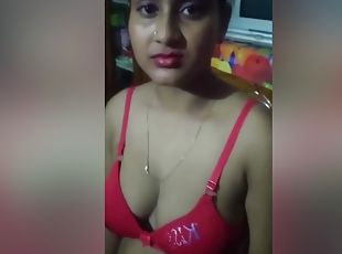 Rajasthani Bahu Desi Stepdaughter Showing Her Big Boobs And Press S...