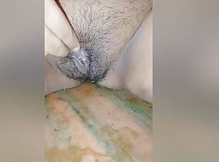 Masturbate Fingering Close Up Dripping Shaved Wet Juicy Pussy And S...