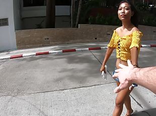 Thai teen amateur GF enjoys BFs BWC