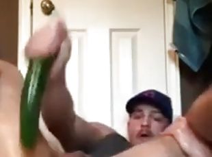 Cucumber hole player