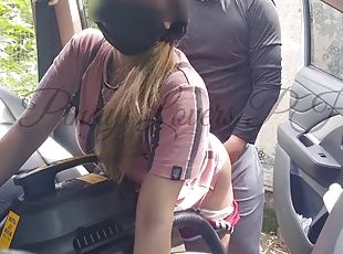 Maid Fucked by Her Boss Almost Caught Outdoor SexPinay Viral