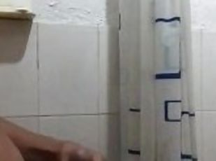 Jakol Ako habang ngshower My Nanood pala sakin