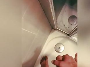 I love pee in the shower, can see the feet  ( volume up )