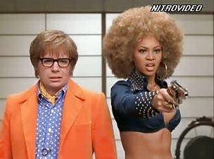 Gorgeous Beyonce Knowles Wearing a Tight Top in a 'Goldmember' Scene