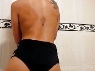 baignade, amateur, milf, latina, massage, fétiche, douche, solo, brunette, réalité