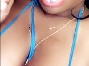 REAL FREAK! BUSTY EBONY CAMGIRL [ MYA STAXXX ] SUCKS LOLLIPOP LIKE ...