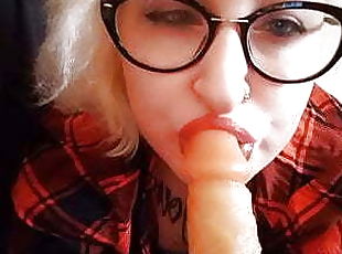 amatør, pikslikkeri, legetøj, liderlig, blond, webcam, piercet, dildo, spansk, tatovering