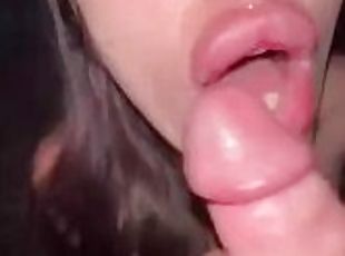 store-pupper, offentlig, babes, blowjob, cumshot, italiensk